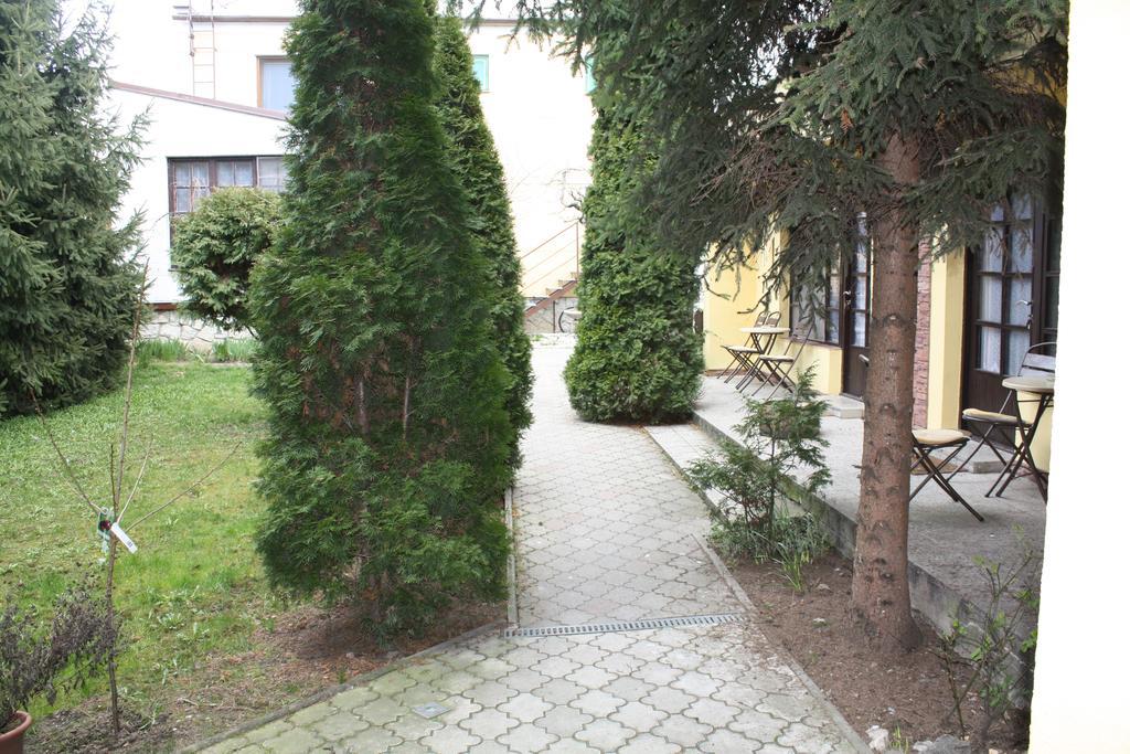 Penzión Oáza Trnava Exterior foto
